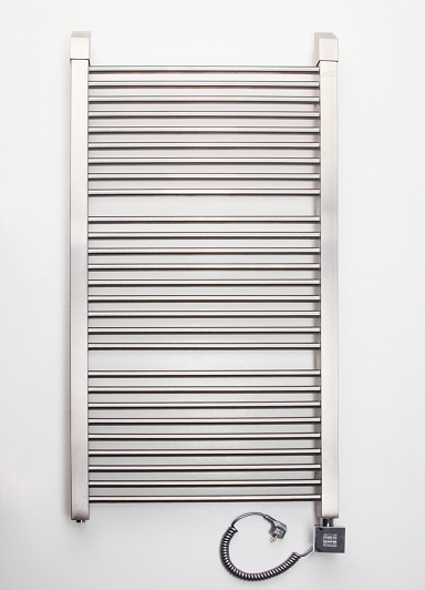 Edelstahlbadheizkörper Vulkan 800h x 600b